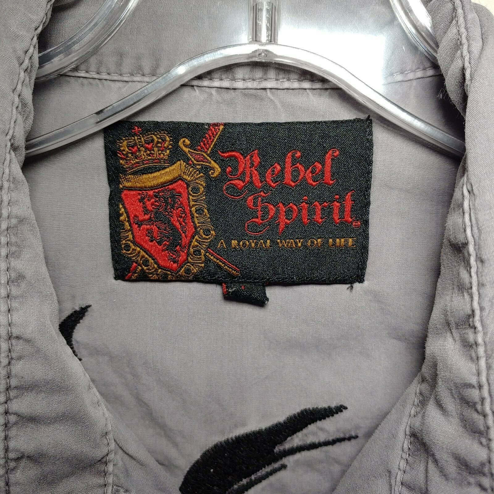 Rebel Spirit | Gray | Men's Large Button-Down short sleeve Shirt