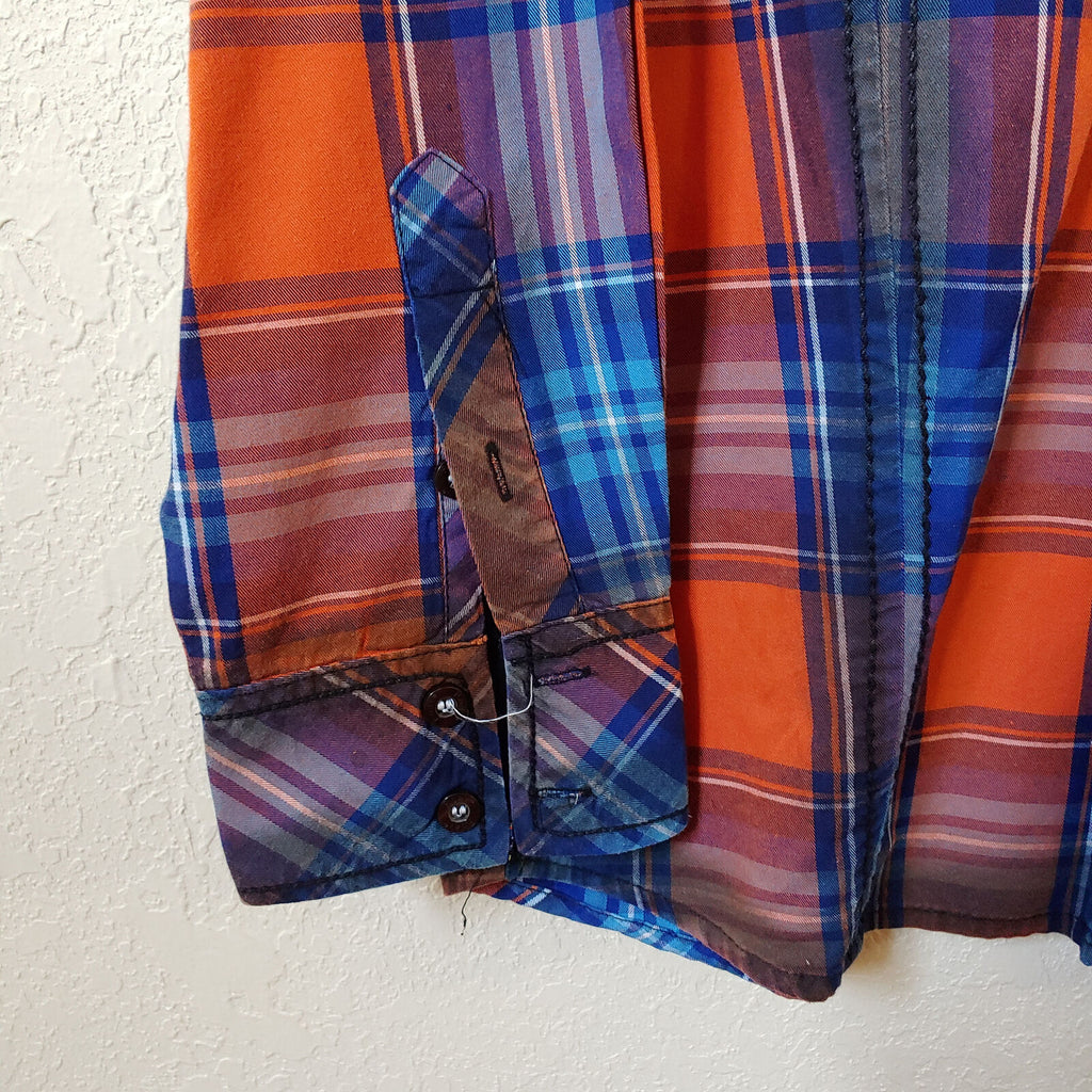 Roar | Men's Plaid Long sleeve Button down Casual Shirt | Medium
