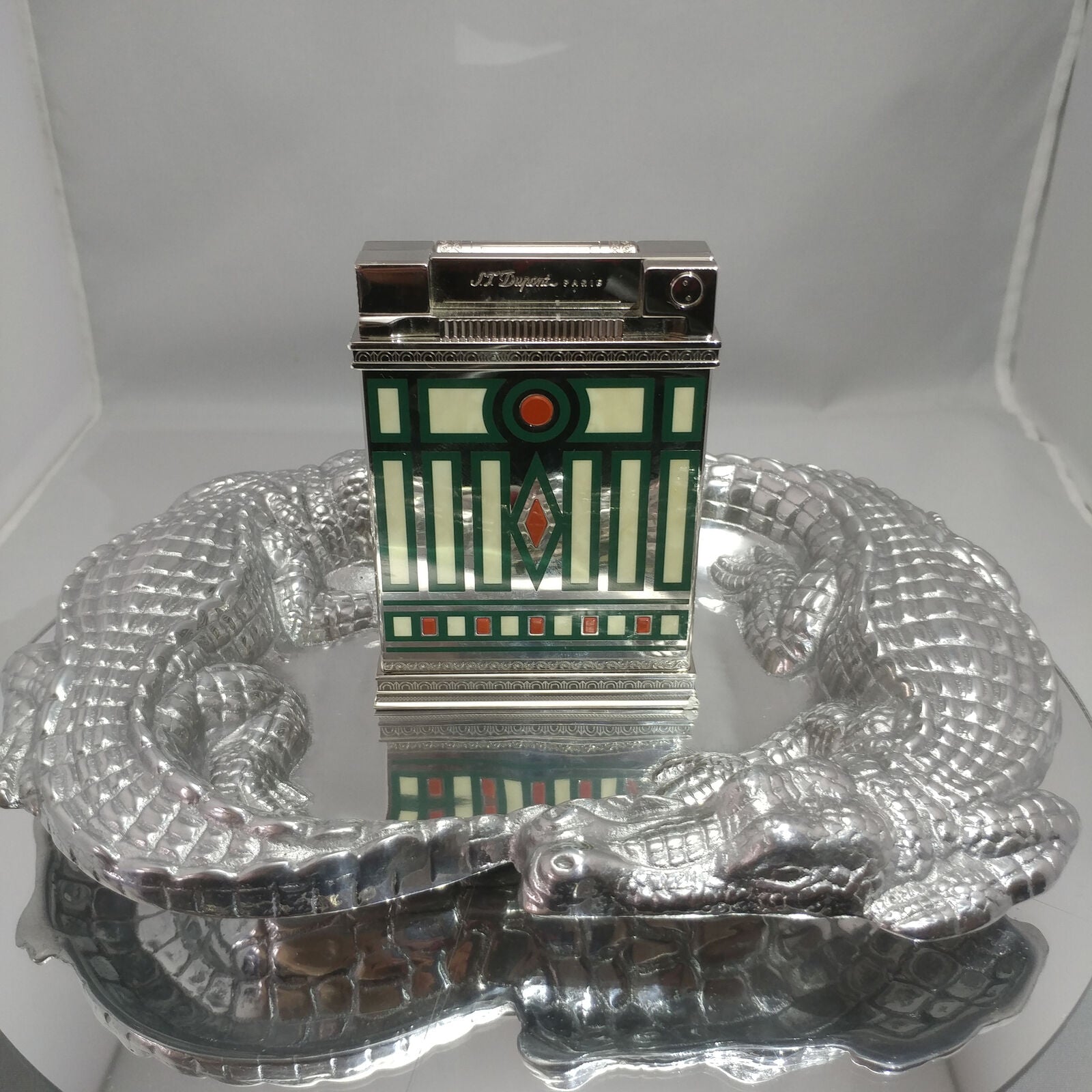 ST Dupont Limited Edition Medici Collection - Table Lighter