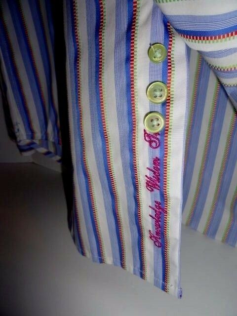 Robert Graham Fine Stripe Long Sleeve Shirt Size Medium