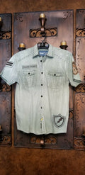 Roar Signature Short Sleeve Button Up Shirt Size Medium