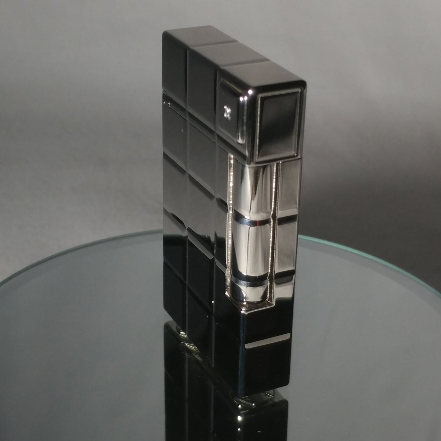 S.T. Dupont  Solitaire 60th Anniversary  Lighter - Limited Edition