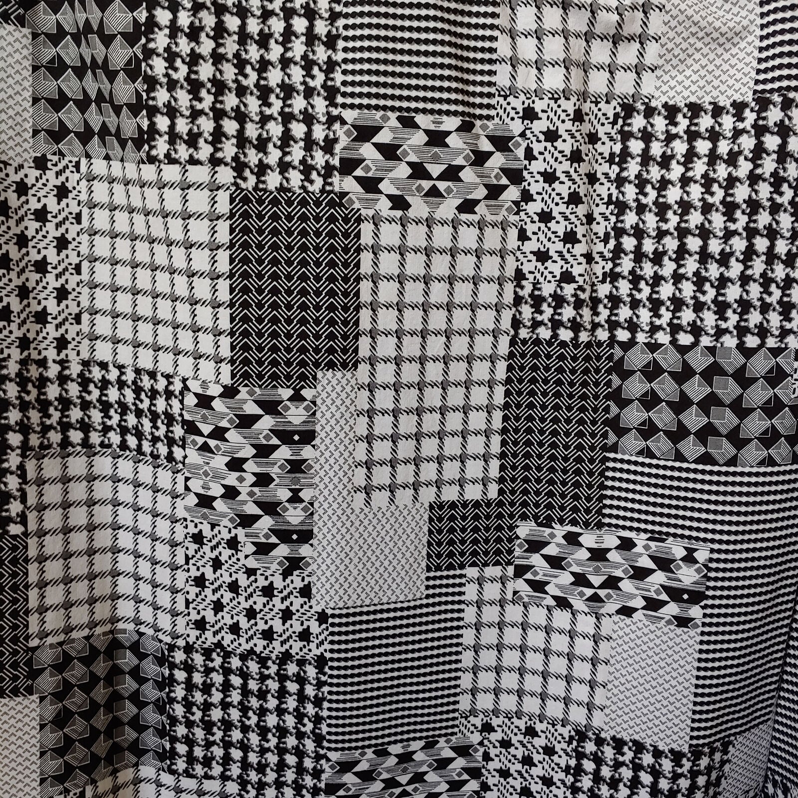 John Lennon | Men's Black and White Patterned Long sleeve Button down  Shirt