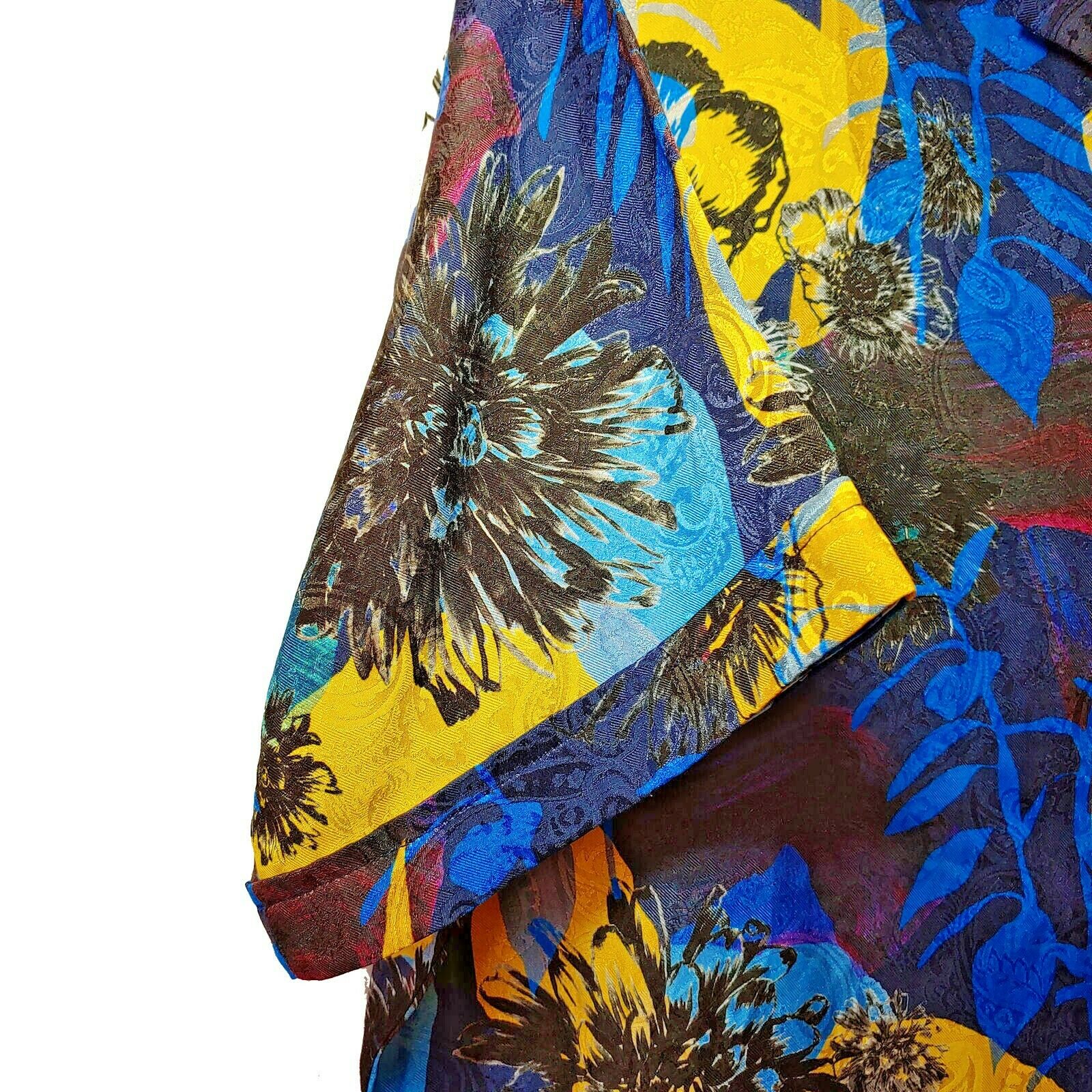 Robert Graham - Colorful Long Sleeve - Men's Medium Button Down Classic Fit