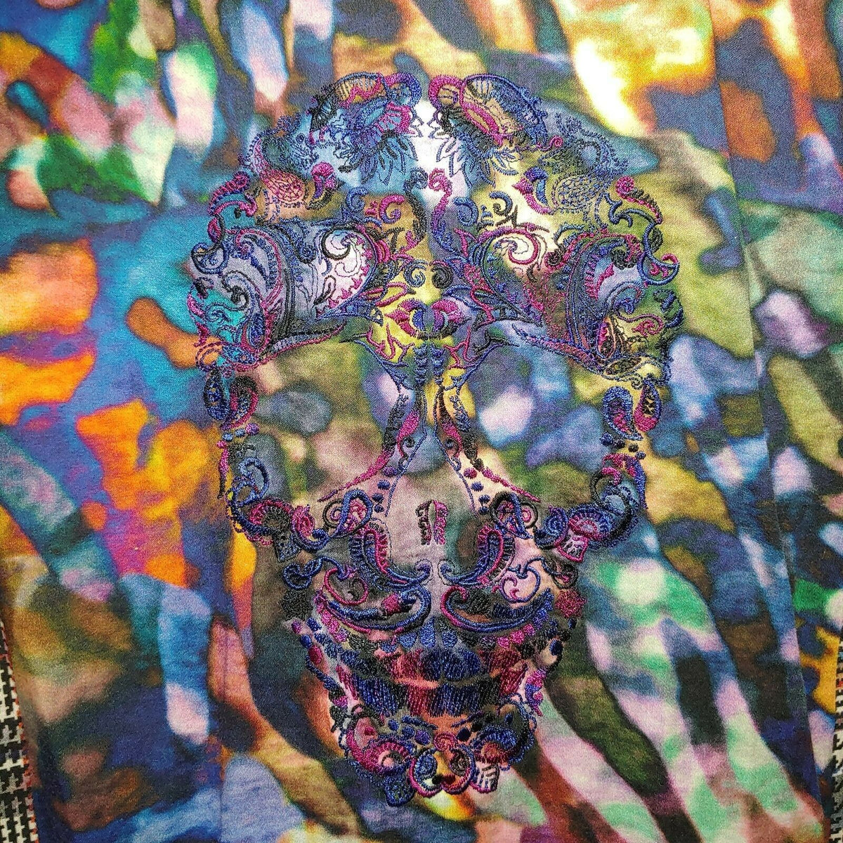 Robert Graham - Limited Edition- Men's Medium Button Down Classic Fit