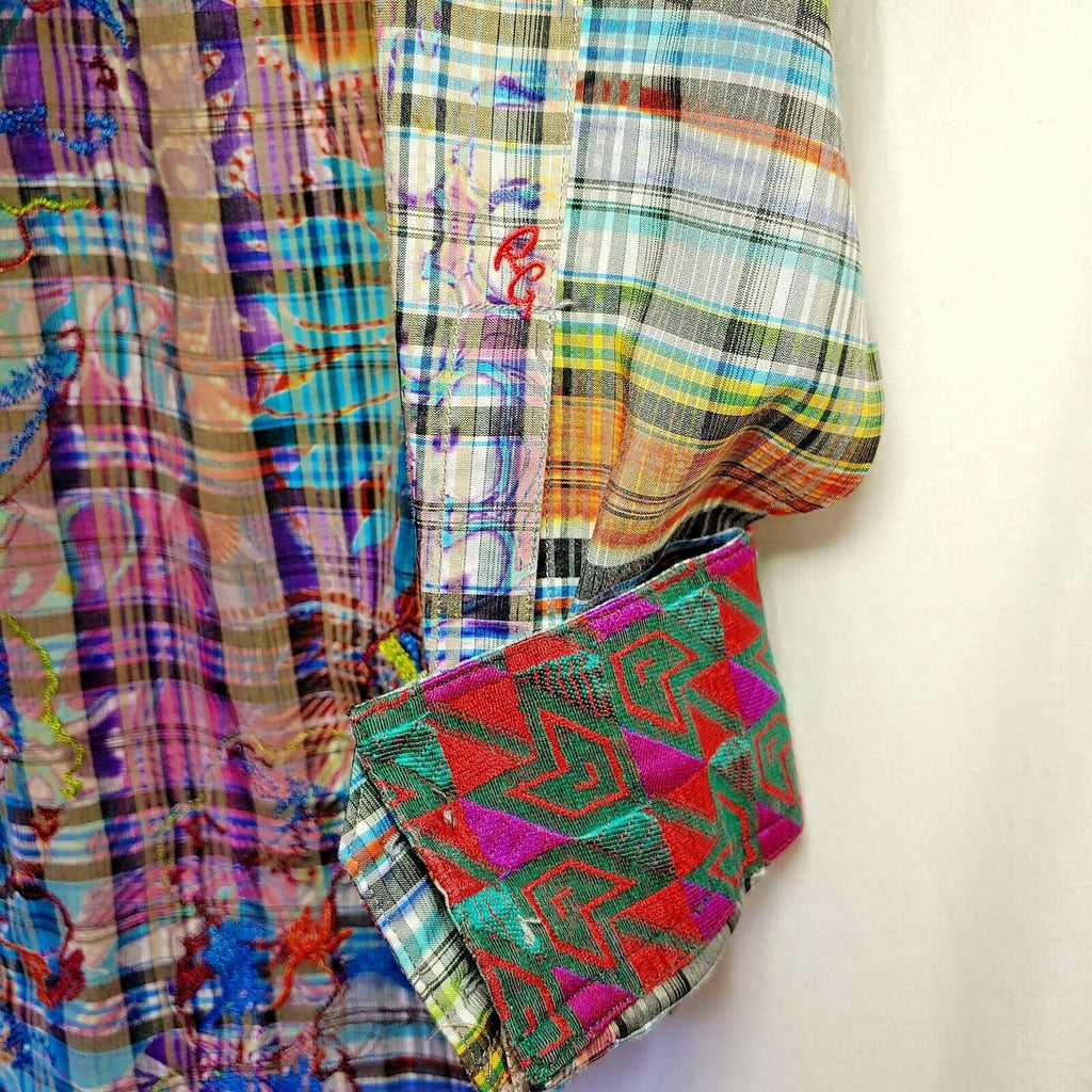 Robert Graham - Limited Edition - Men's Medium Button Down Classic Fit