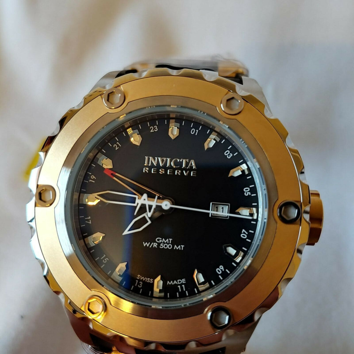 INVICTA SUBAQUA QUARTZ WATCH  6178- GOLD CASE WITH BLACK TONE RUBBER BAND