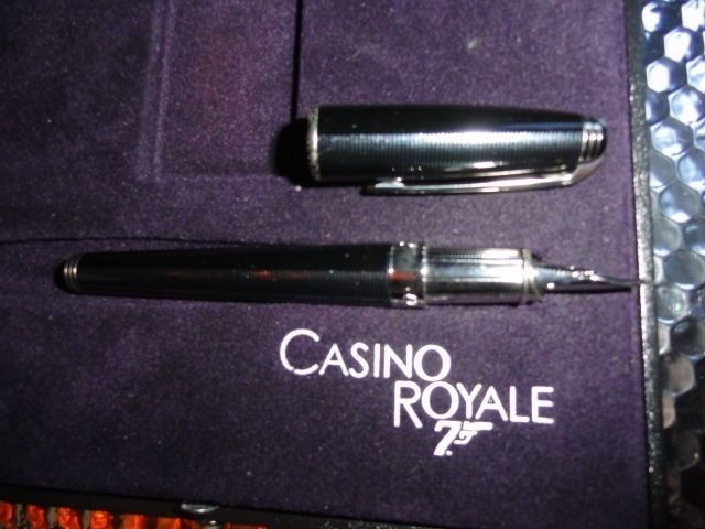 S.T. Dupont Casino Royale 007 Fountain Pen