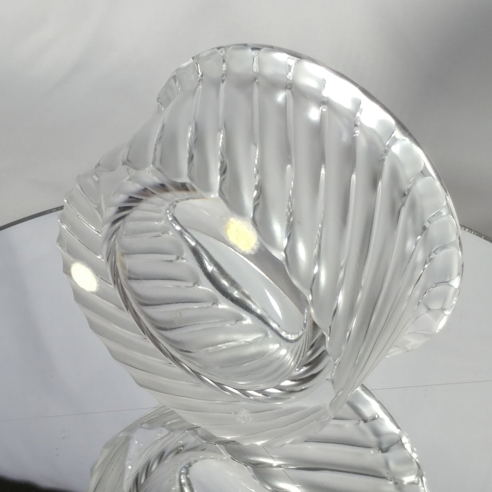 LALIQUE | Smyrne Crystal Ashtray