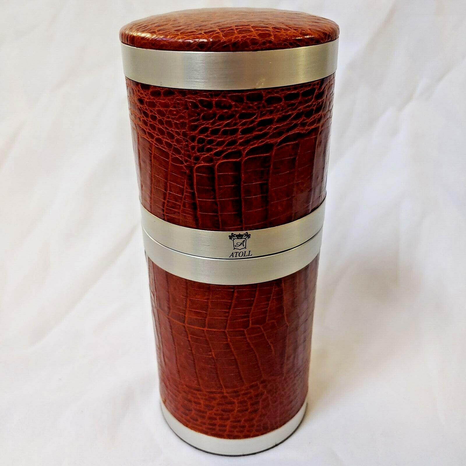 ATOLL TRAVEL HUMIDOR IN BROWN CROC LEATHER