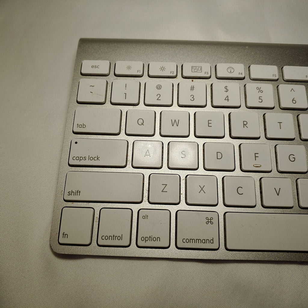 Apple - Magic Keyboard - Silver