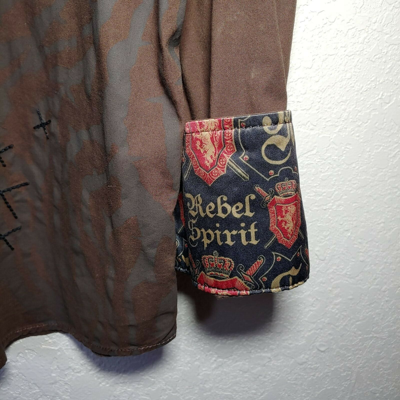 Rebel Spirit | Brown | King of Kings Shirt | Men's Medium