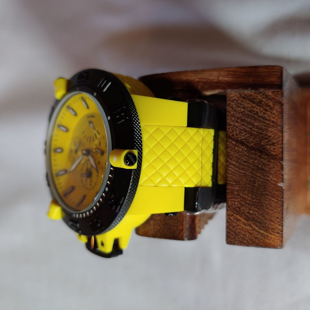 INVICTA SUBAQUA NOMA III MENS QUARTZ 50MM YELLOW CASE STAINLESS STEEL