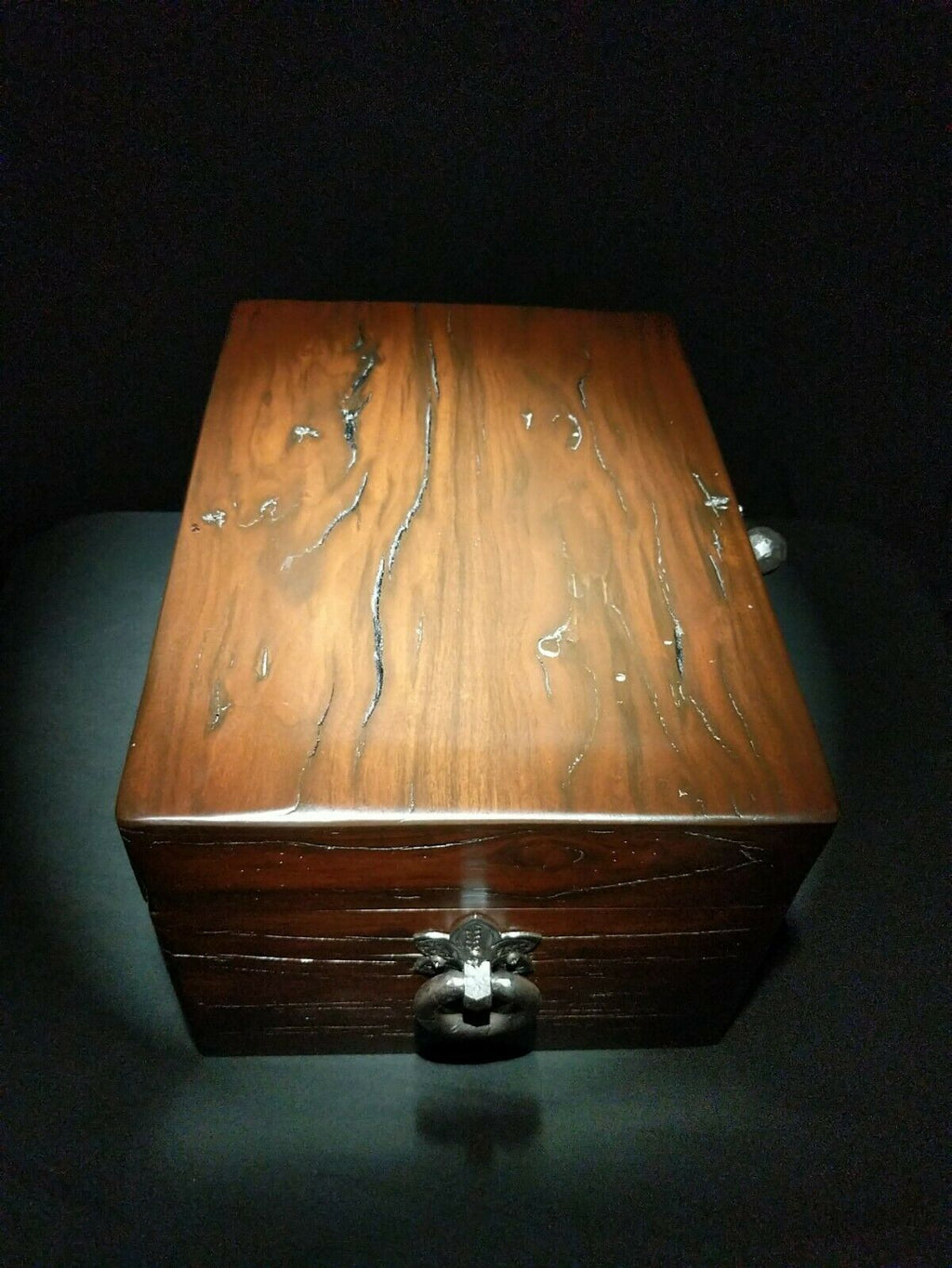 Brizard and Co "Hacienda " Humidor 150 count 16" L x 12" W x 9" H Made in USA
