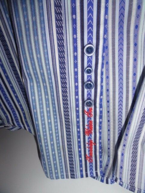 Robert Graham Blue White Ornate Chain Stripe Shirt — Medium