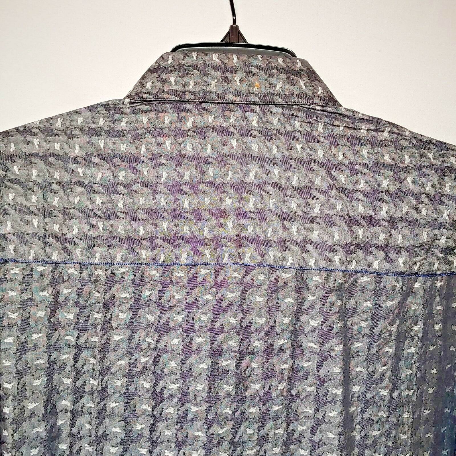 Robert Graham - Colorful Long Sleeve - Men's Medium Button Down Classic Fit