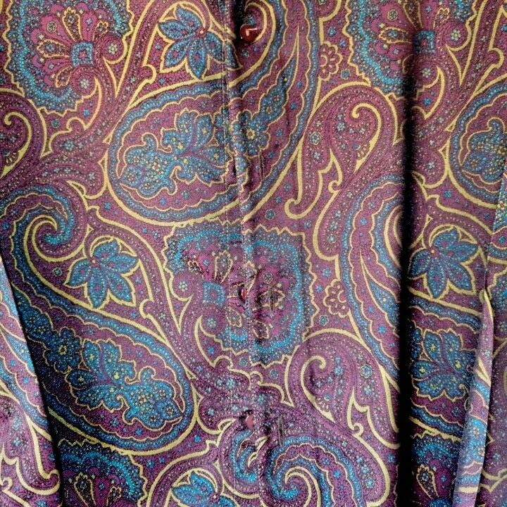 Robert Graham - Colorful Long Sleeve - Men's Medium Button Down Classic Fit