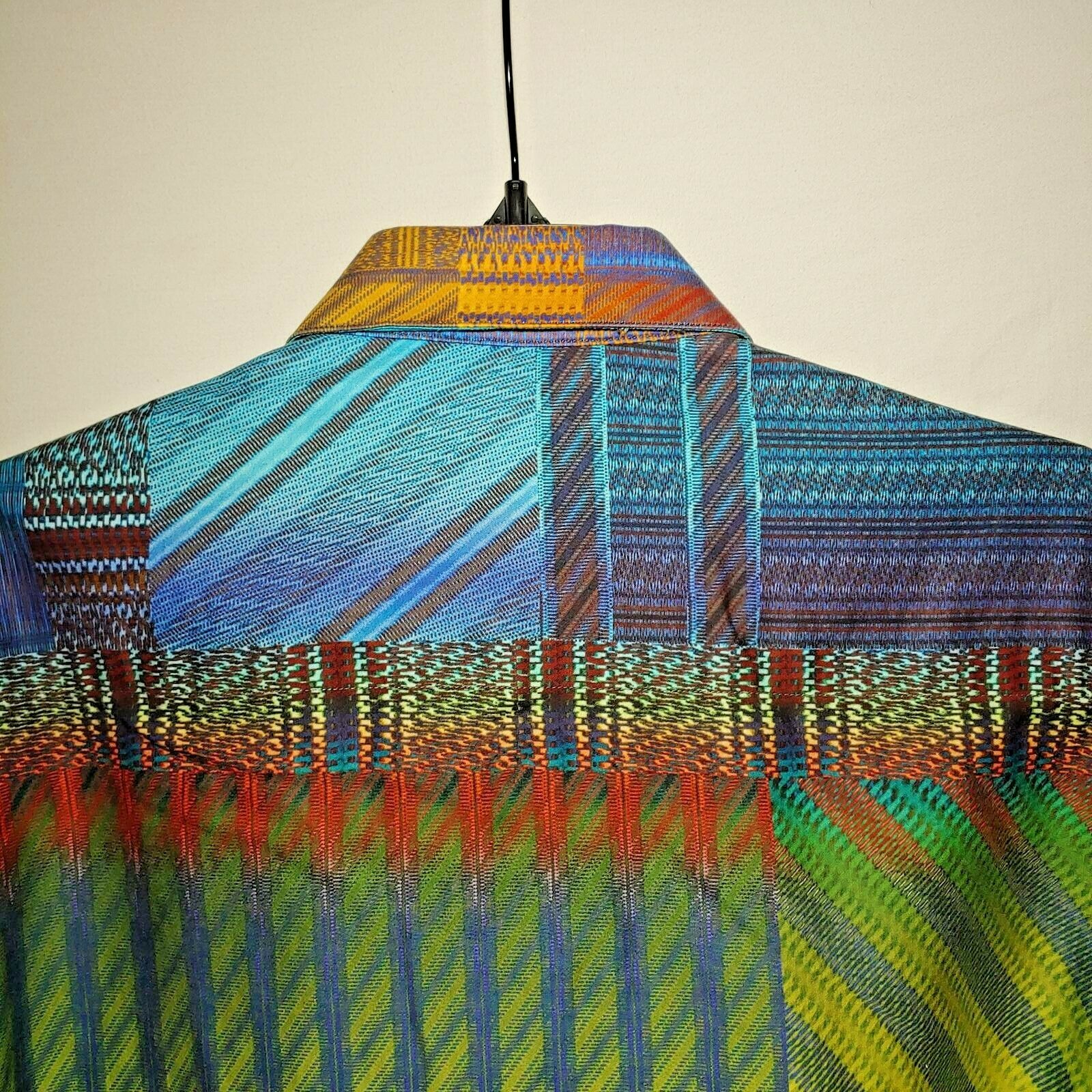 Robert Graham - Colorful Long Sleeve - Men's Medium Button Down Classic Fit