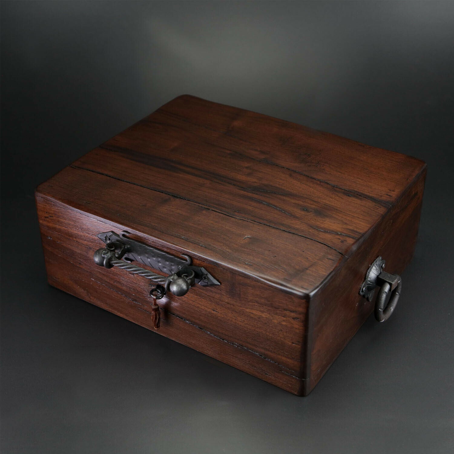 Brizard and Co. - The "Hacienda" Humidor - 60/70 Count NIB Made in USA