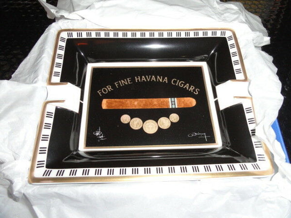 Elie Bleu Porcelain Ashtray "Medals" Black