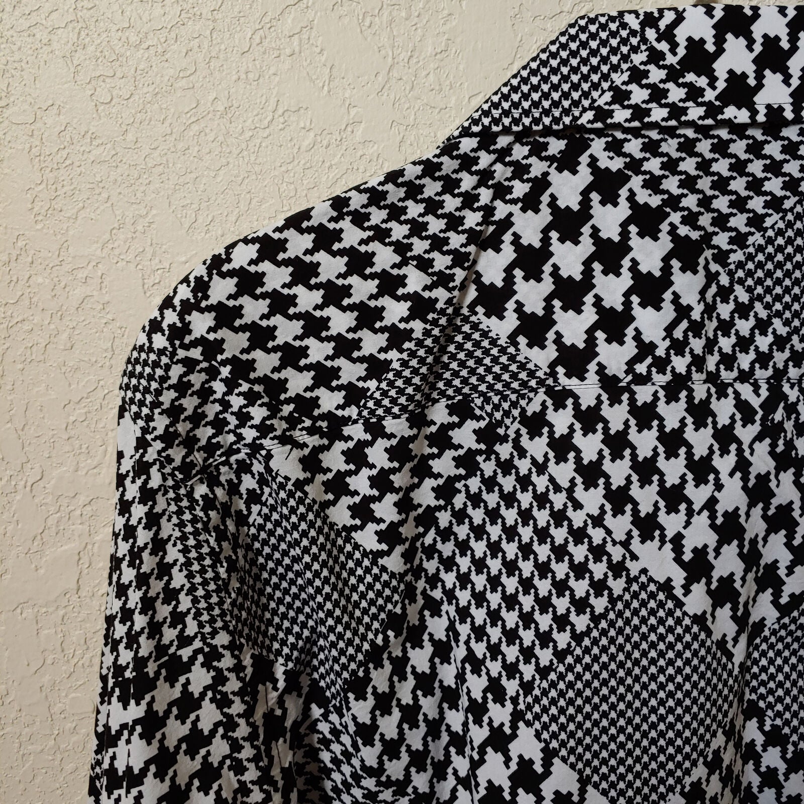 John Lennon | Men's Black and White Patterned Longsleeve Buttondown Casual Shirt