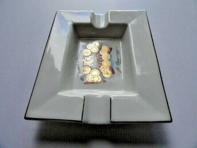 ashtray without the box
