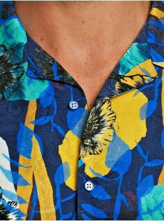 Robert Graham Hercules Shirt Available in all sizes