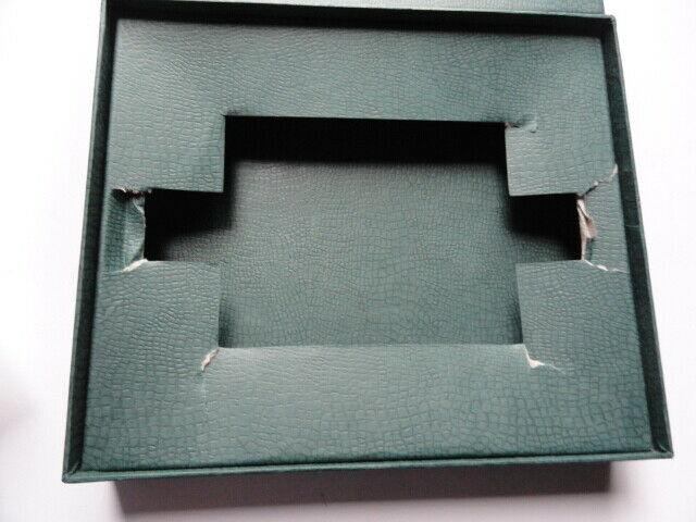 H Upmann ashtray in the box