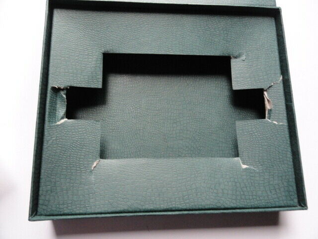 cigar ashtray in the box