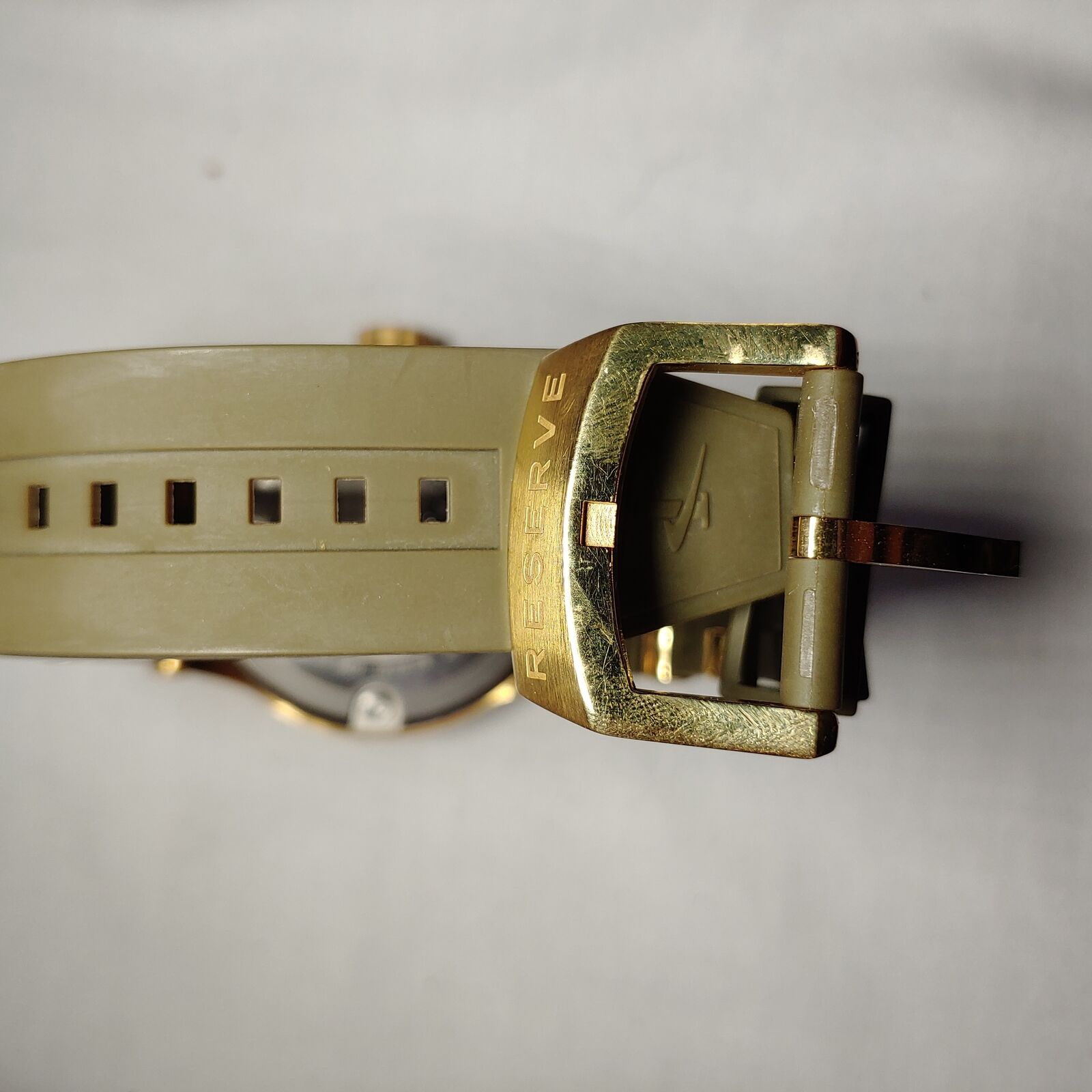 Invicta Men's 12039 Subaqua Reserve GMT Olive Dial Olive Rubber Watch