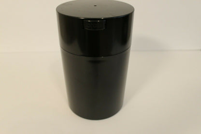 Black Vacuum-Sealed Humidor
