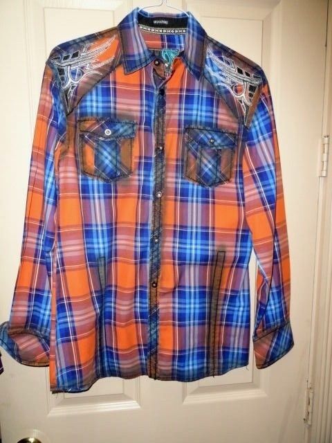 Roar Signature Long  Sleeve Button Up Shirt Size Medium