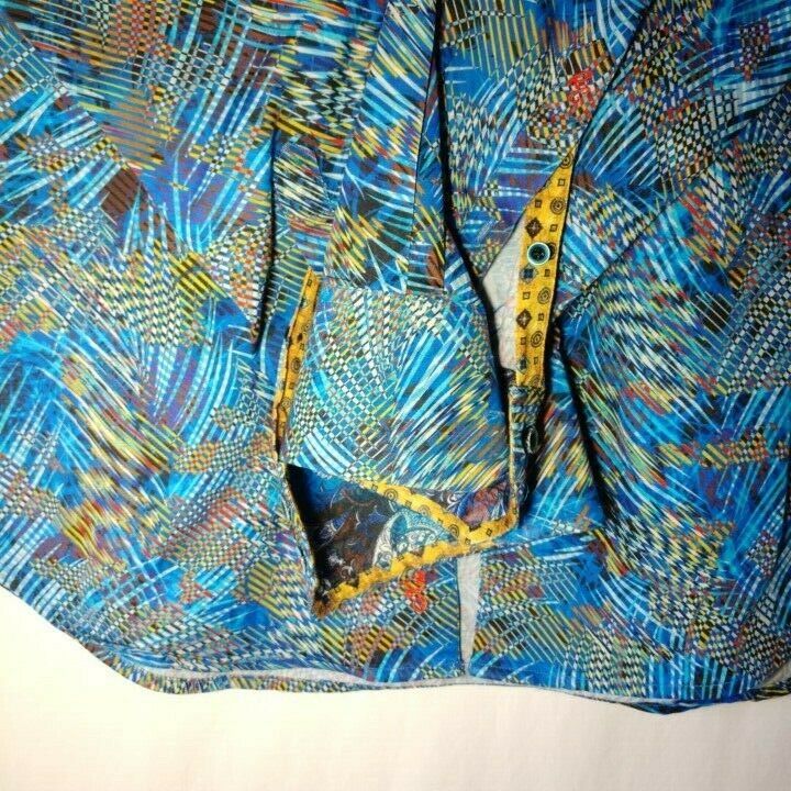 Robert Graham - Colorful Long Sleeve - Men's Medium Button Down Classic Fit