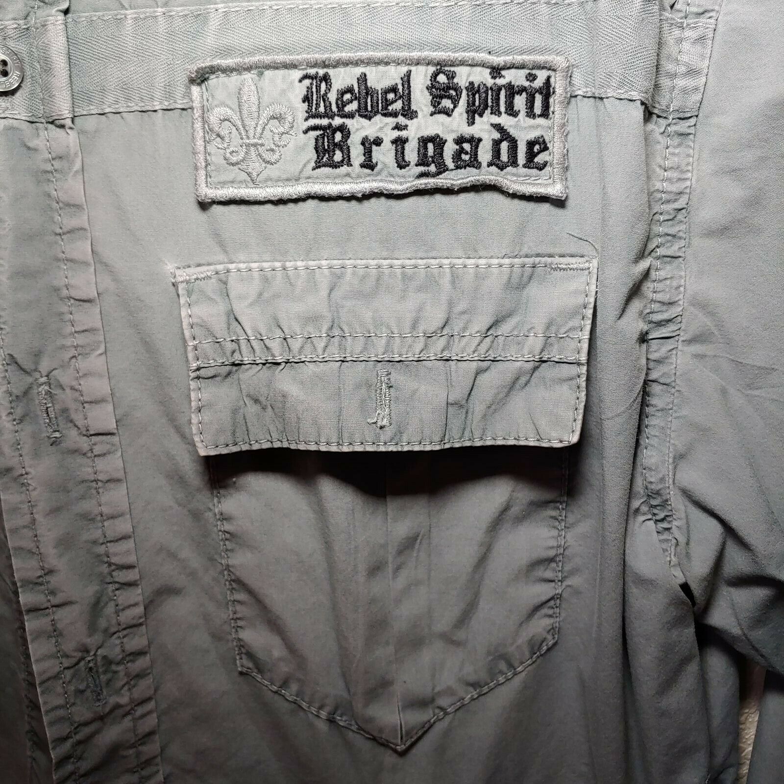 Rebel Spirit Gray Brigade Men's Medium Button-Down Long sleeve Shirt