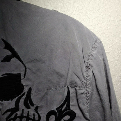 Rebel Spirit | Gray | Men's Large Button-Down short sleeve Shirt