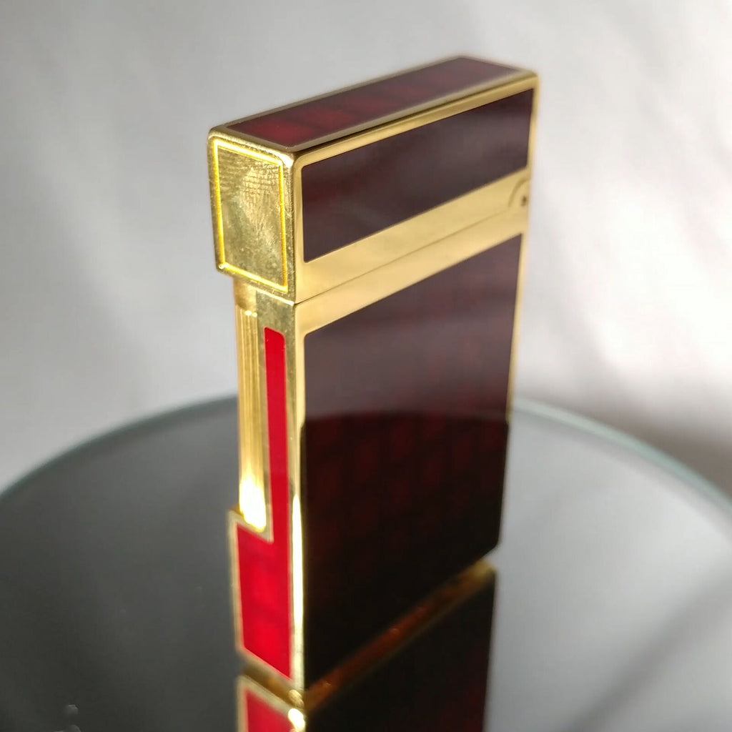 S.T. Dupont Gatsby Vertigo Laque de Chine Gold Plated Lighter