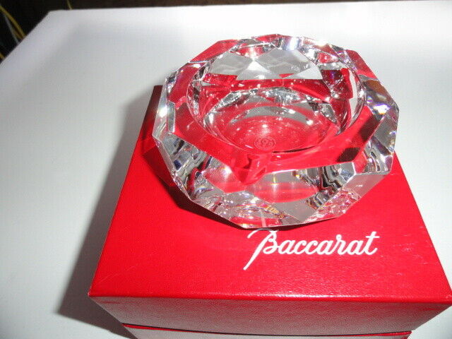 Baccarat Camel crystal ashtray 4" diameter no box