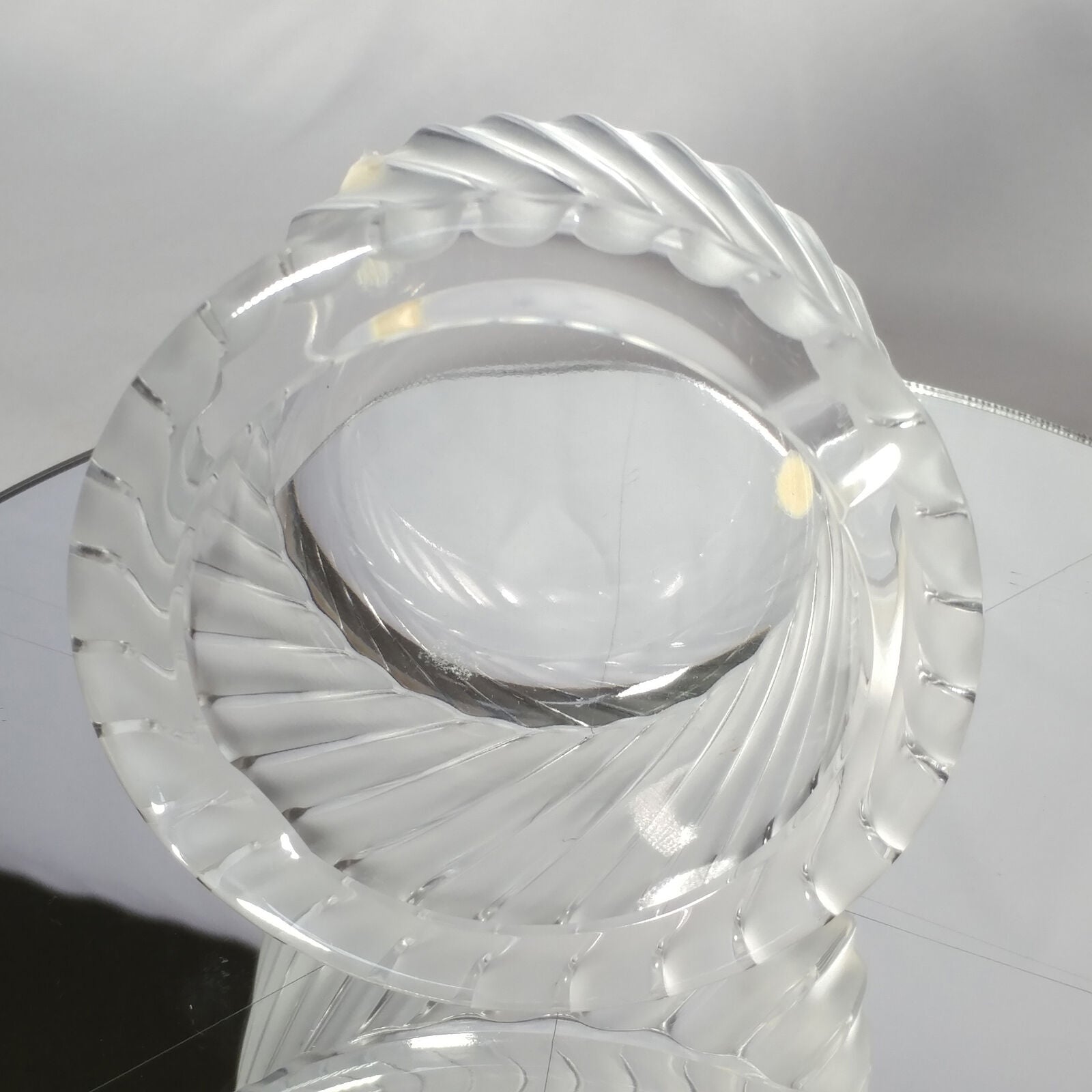 LALIQUE | Smyrne Crystal Ashtray