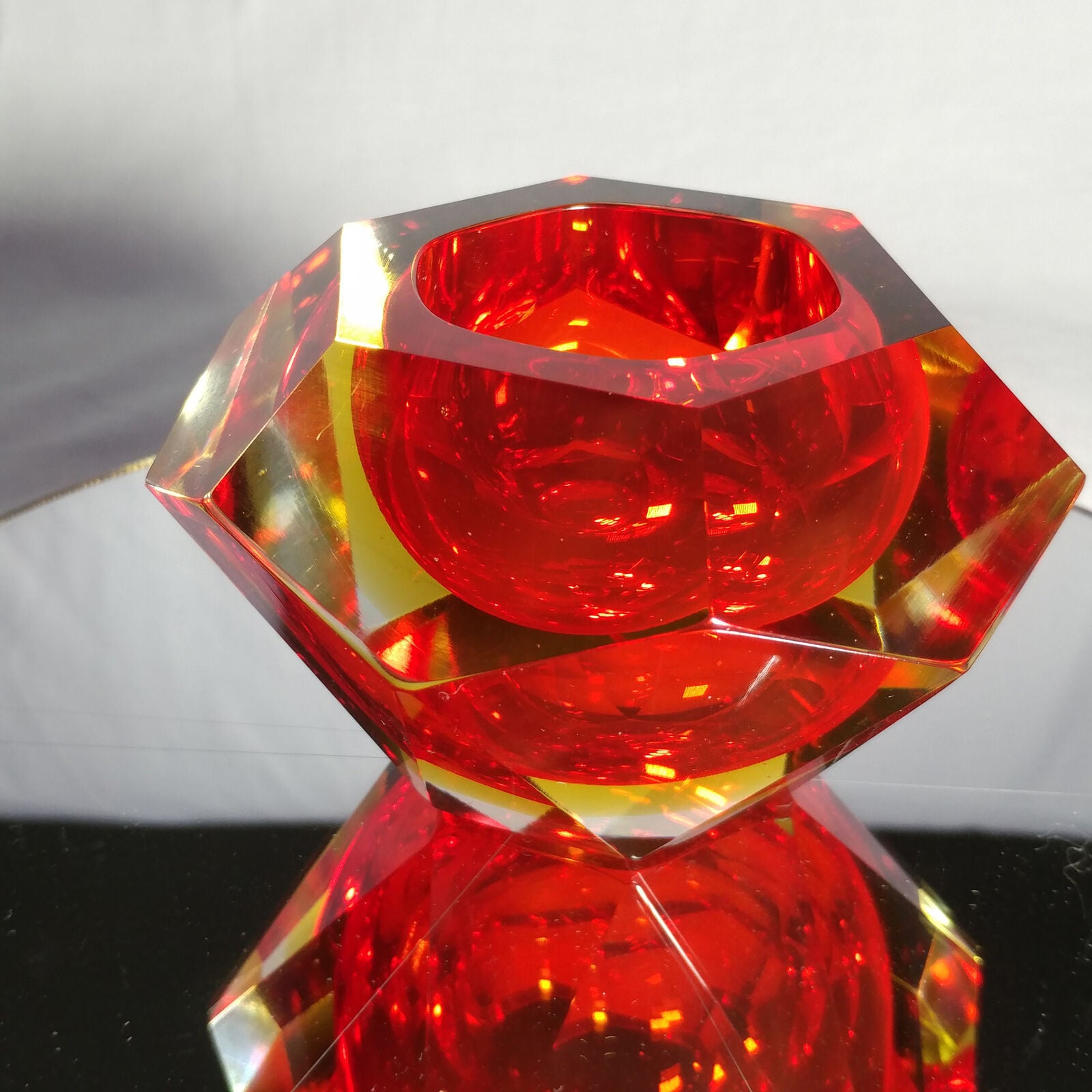Sommerso Murano | Flavio Poli Yellow & Red Faceted Glass Ashtray | Italy 1950s