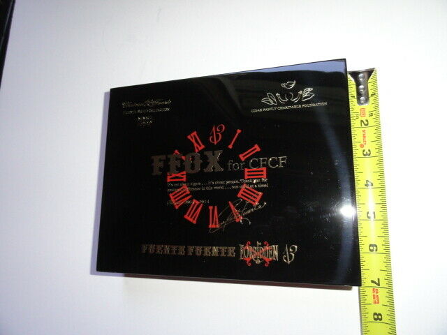 Fuente Forbidden 13 Ltd Black Lacquer traveler