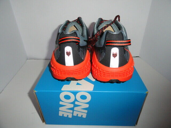 Hoka One Speedcoat 3 Gray and Orange  size 13 M