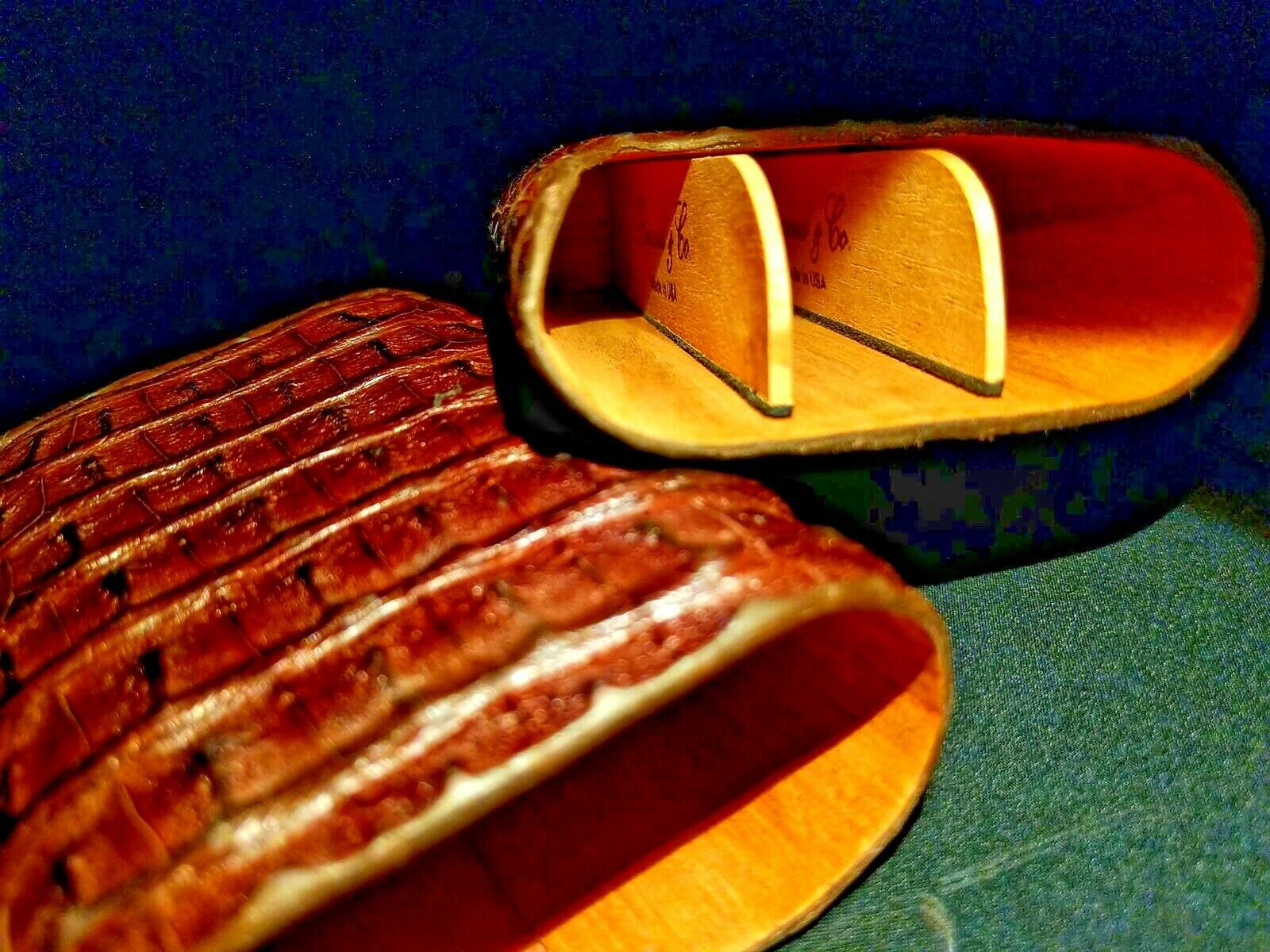 Brizard and Co Brown Croco Pattern  Case, Cutter and Lighter Combo