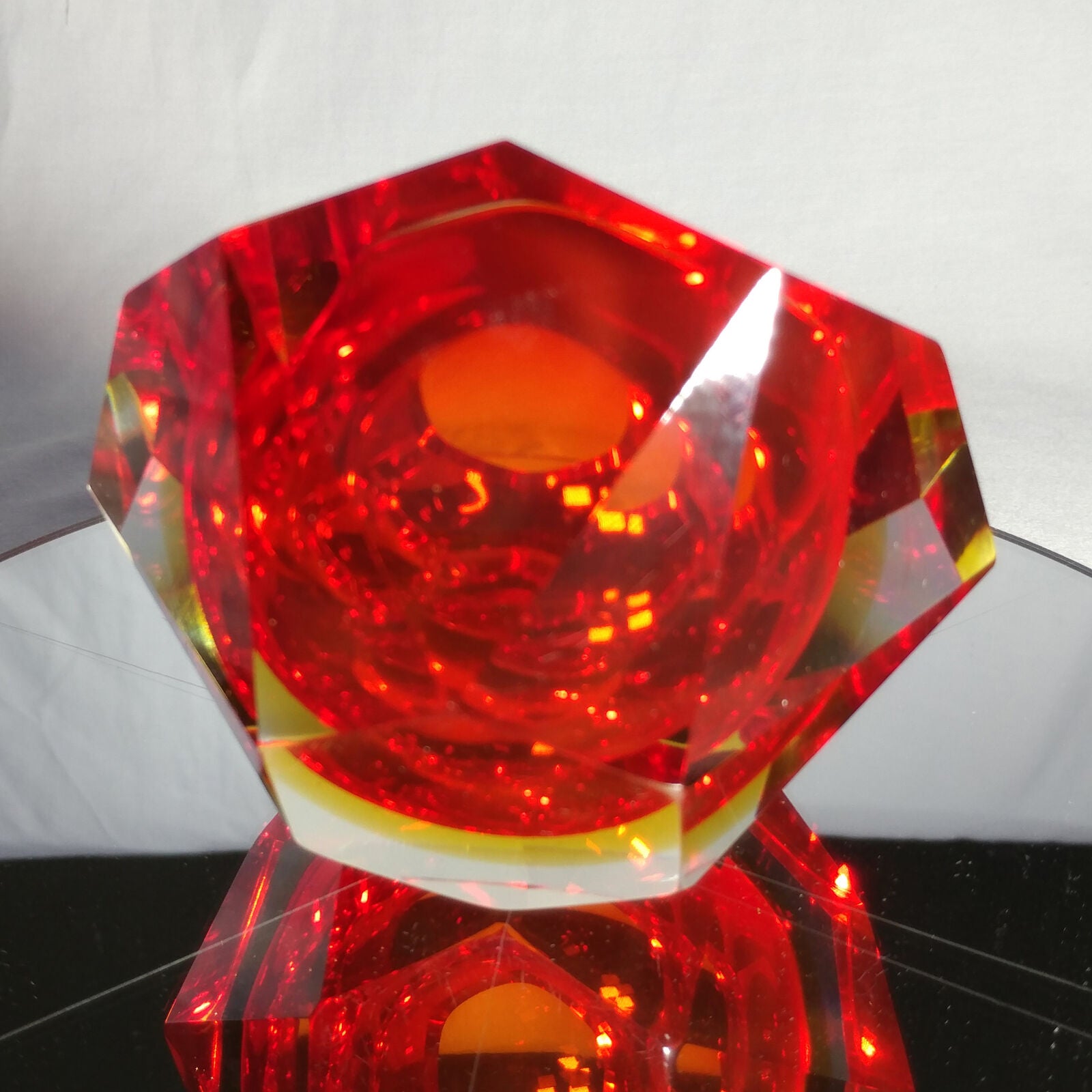 Sommerso Murano | Flavio Poli Yellow & Red Faceted Glass Ashtray | Italy 1950s