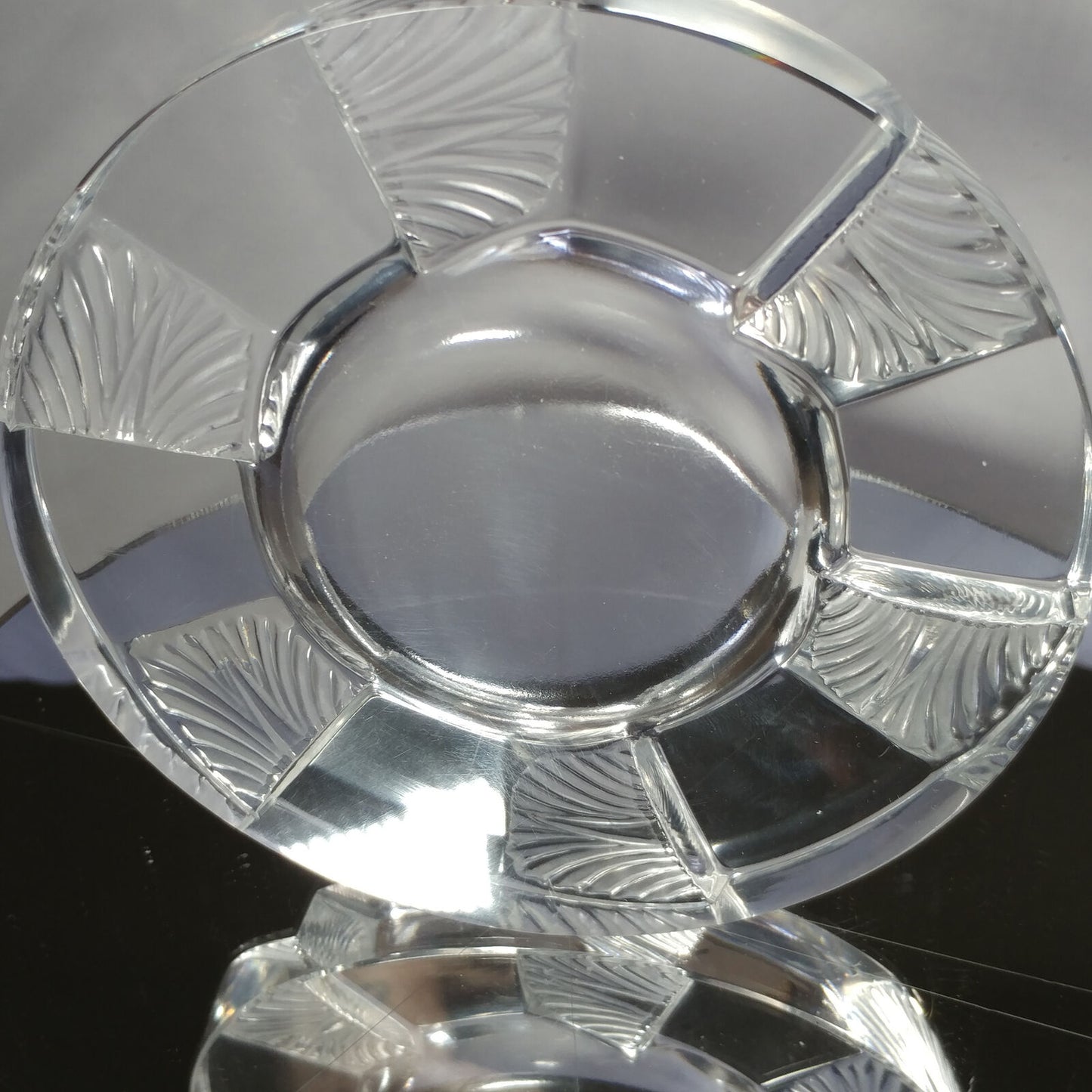 Lalique Cuba Crystal  Ashtray