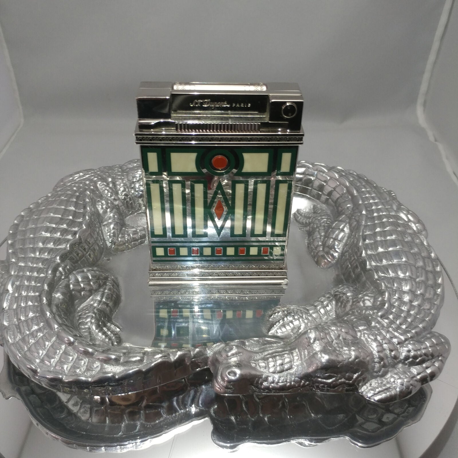 ST Dupont Limited Edition Medici Collection - Table Lighter
