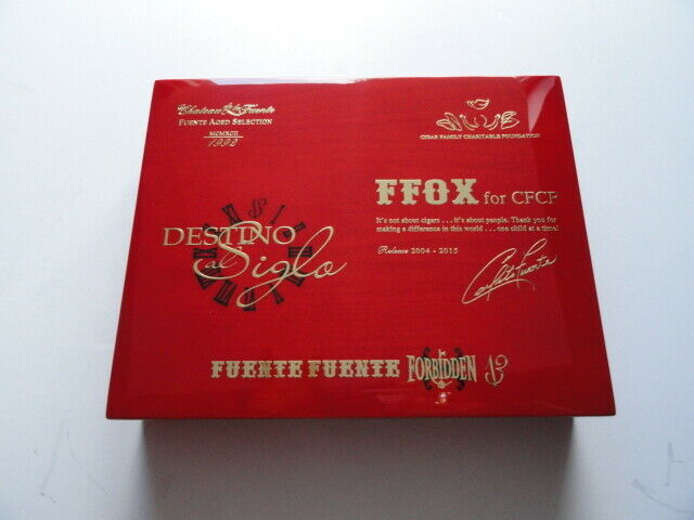Fuente Fobidden OpusX Red travel humidor