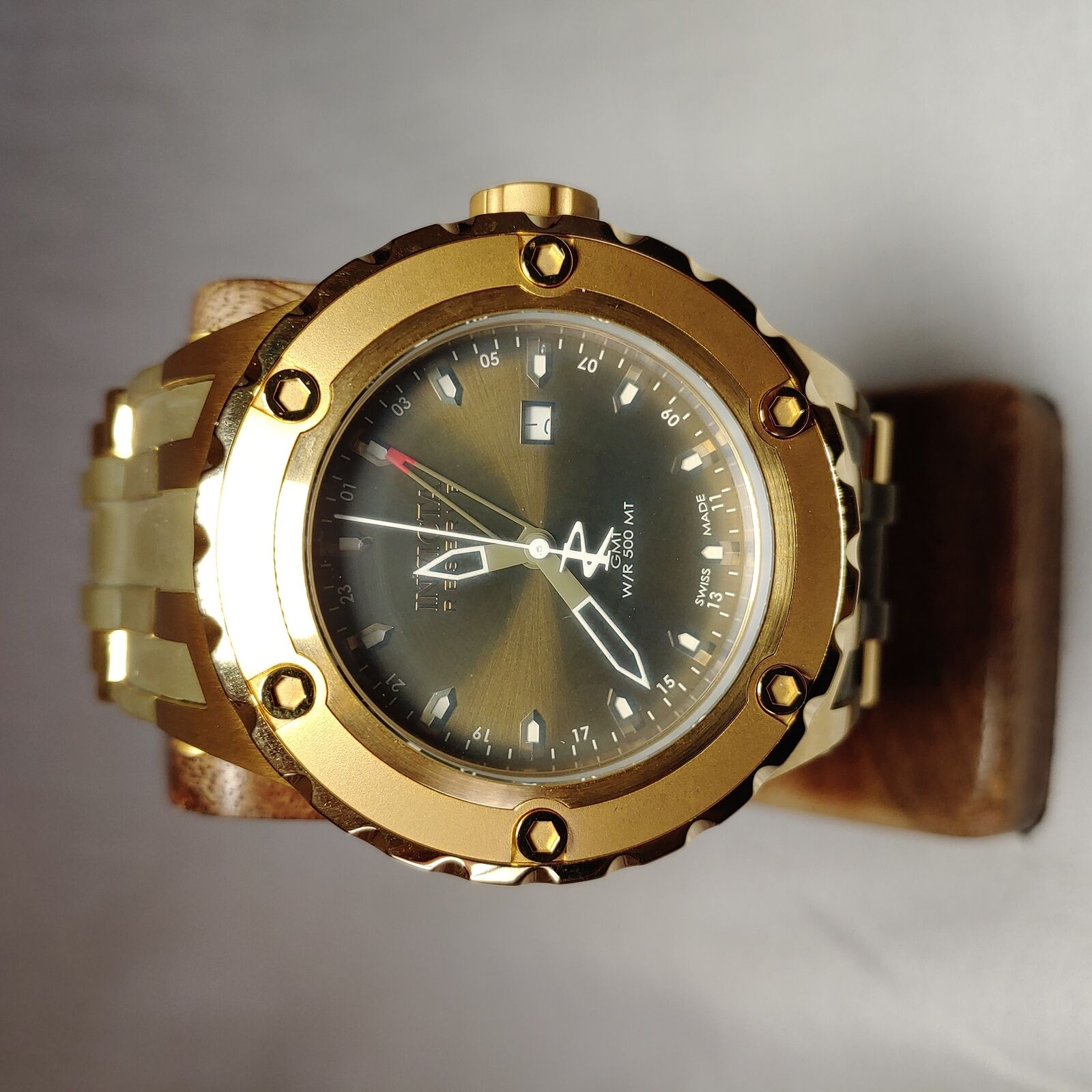 Invicta Men's 12039 Subaqua Reserve GMT Olive Dial Olive Rubber Watch