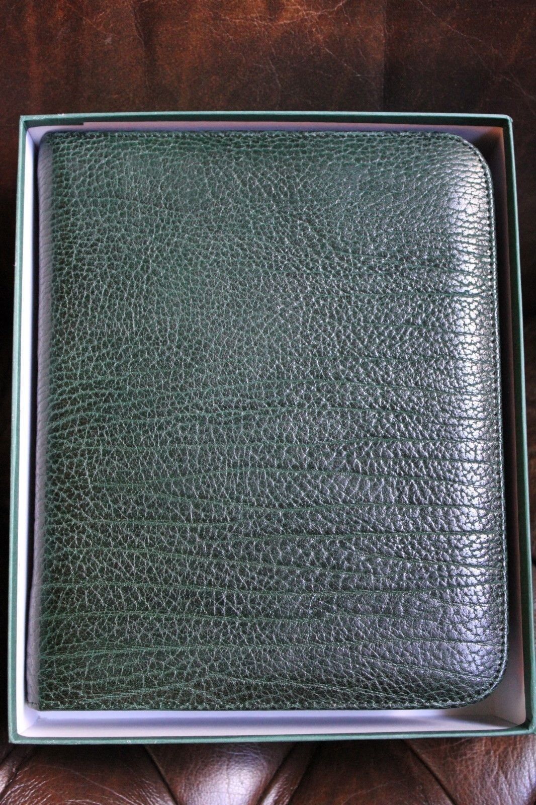 pheasant by R.D.Gomez Zippered Green  Case