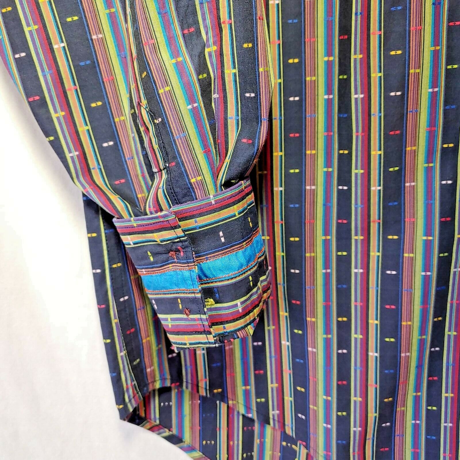 Robert Graham - Colorful Long Sleeve - Men's Medium Button Down Classic Fit