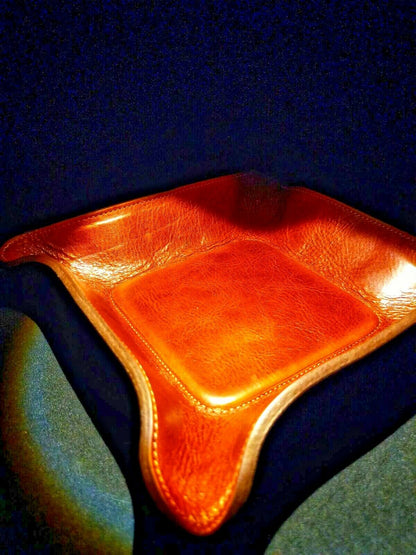 Brizard and Co Brown Antique Saddle Leather Valet Tray , cigar case and cutter